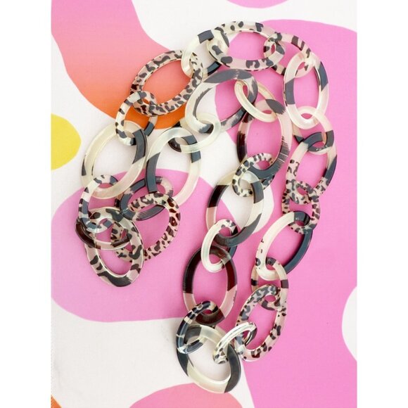 Animal Print Lightweight Jungle Resin Link Necklace - Picture 2 of 4